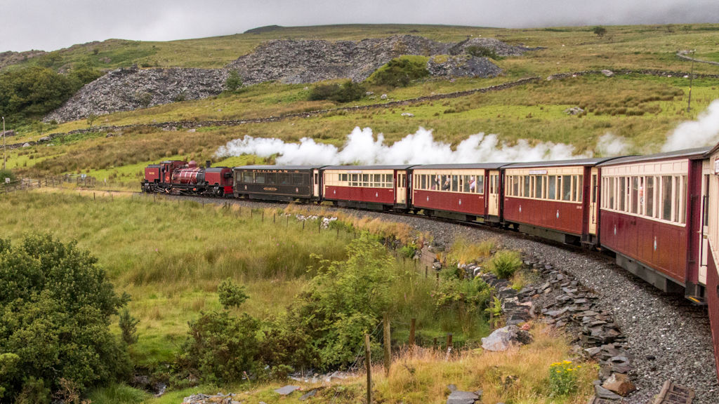 Train on the Welsh Highland Railway